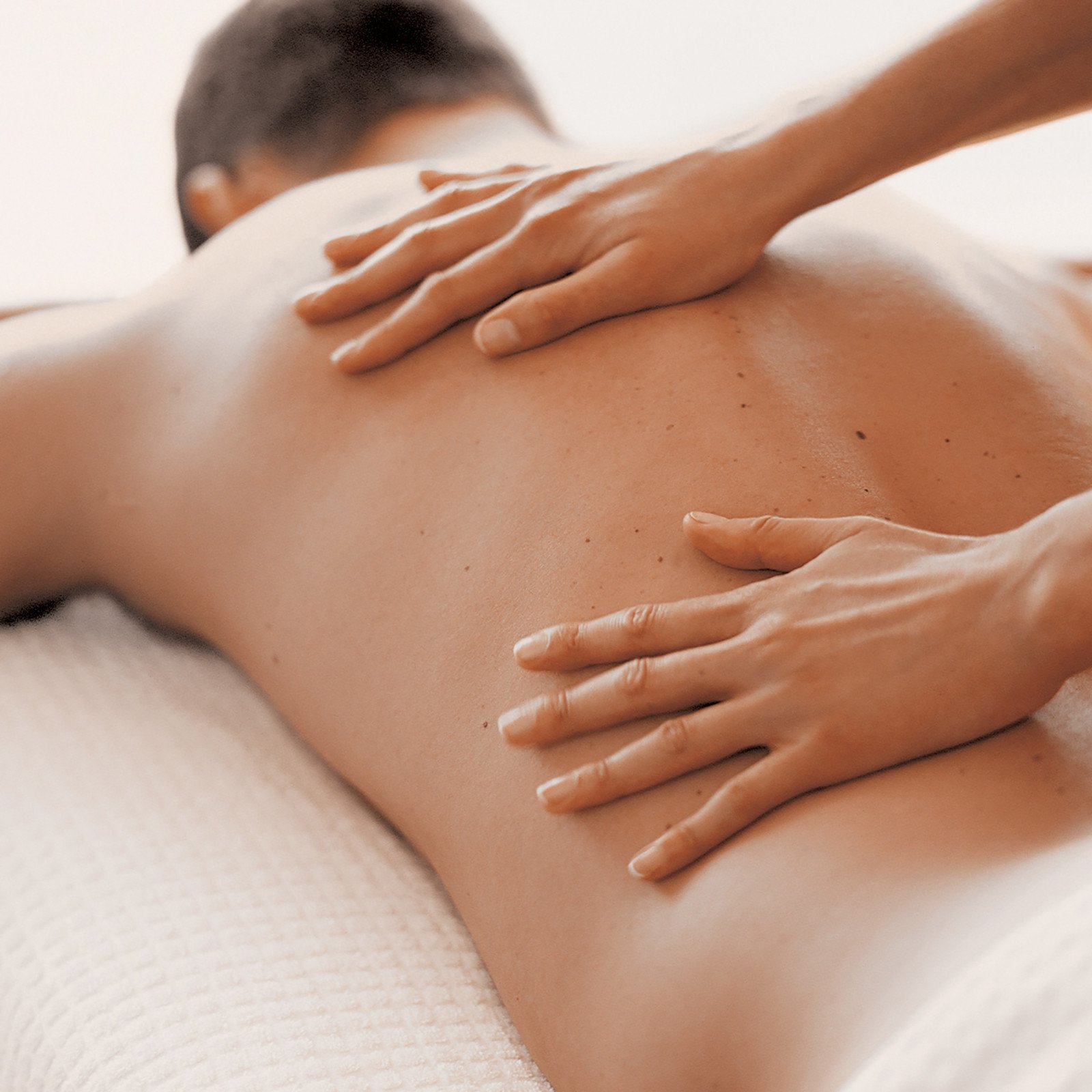 Massage Therapy for Disc Pain - Advanced Chiropractic Spine & Sports  Medicine