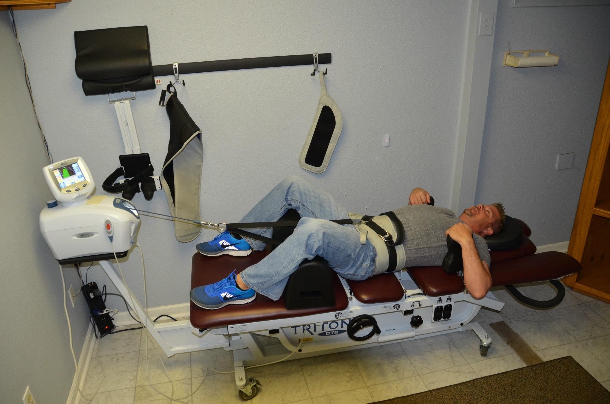 Spinal Decompression in LAX For Back Pain