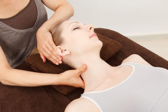Gentle Chiropractic Techniques for Neck Pain